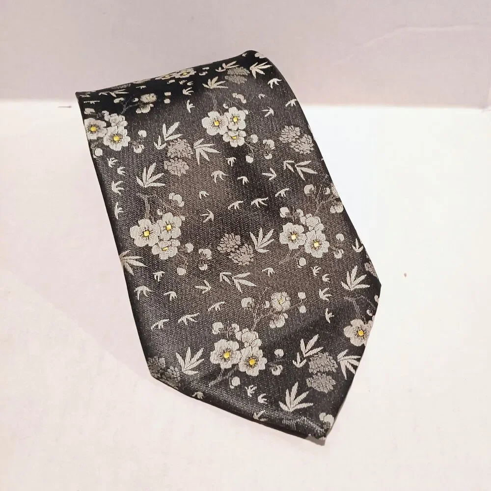 Vintage Rico Silk Collections Floral Neck Tie-Gray-100% Silk-Italian Design